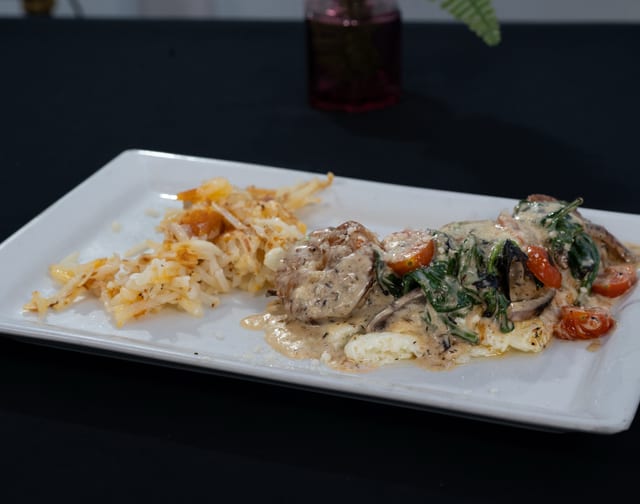 Jerk Shrimp Alfredo Omelet (Deconstructed).