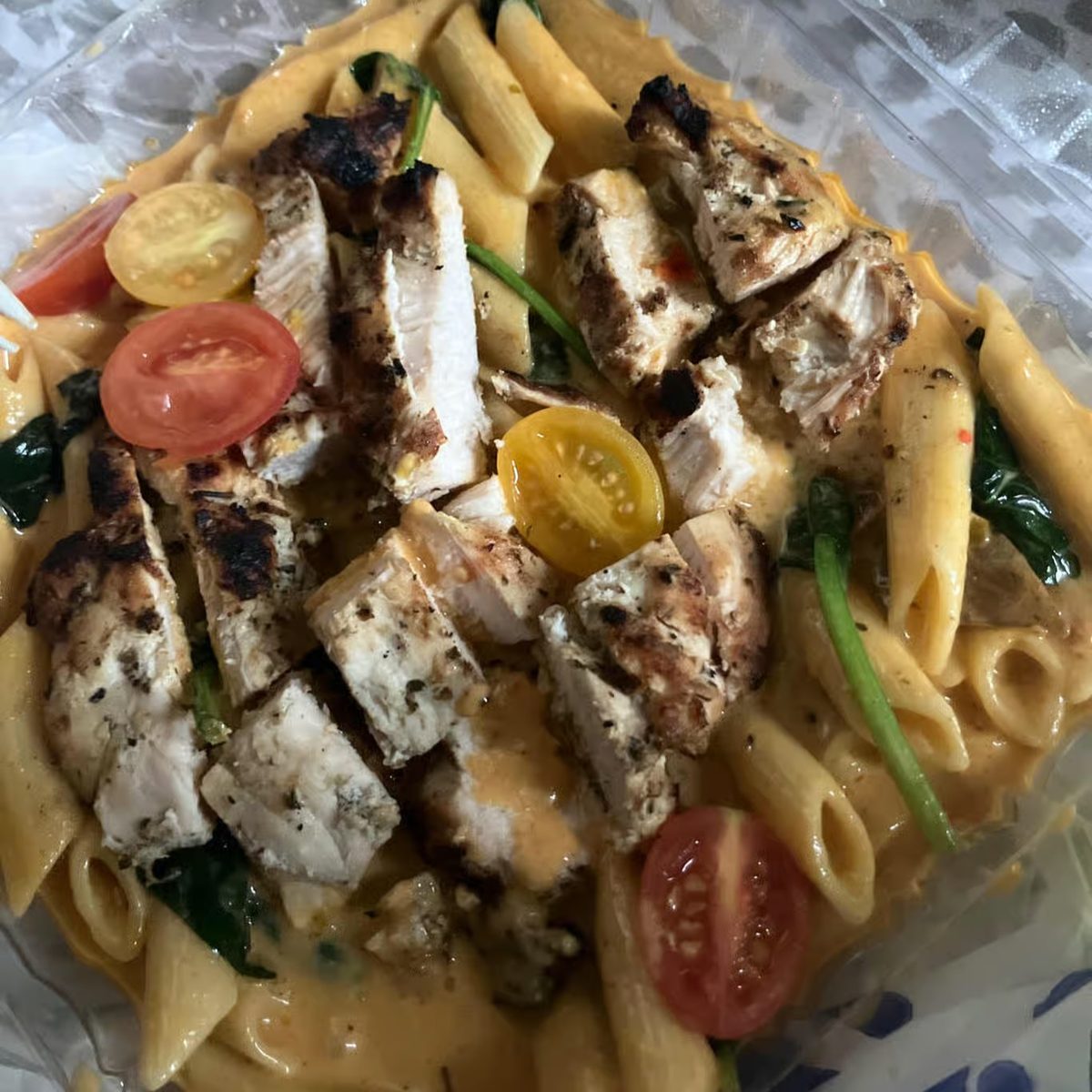 Spicy Grilled Chicken Alfredo Pasta