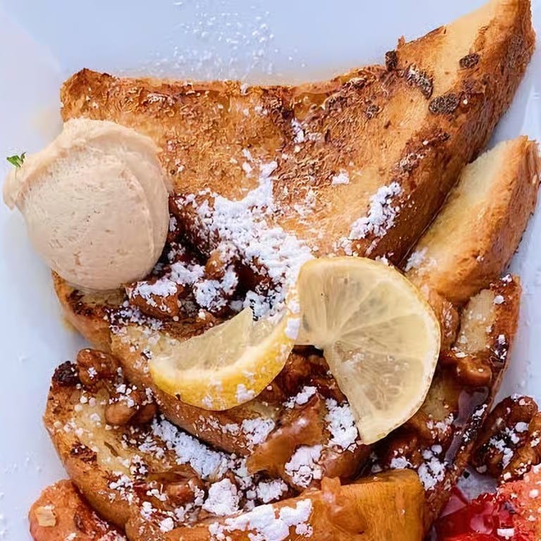 Volo Mega (Flight) French Toast.